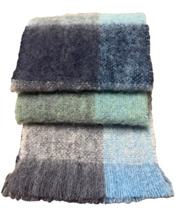 Mohair Scarves in Luxurious Colours - Image 31