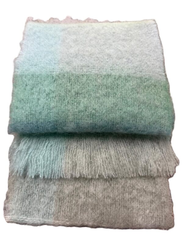 Mohair Scarves in Luxurious Colours - Image 36