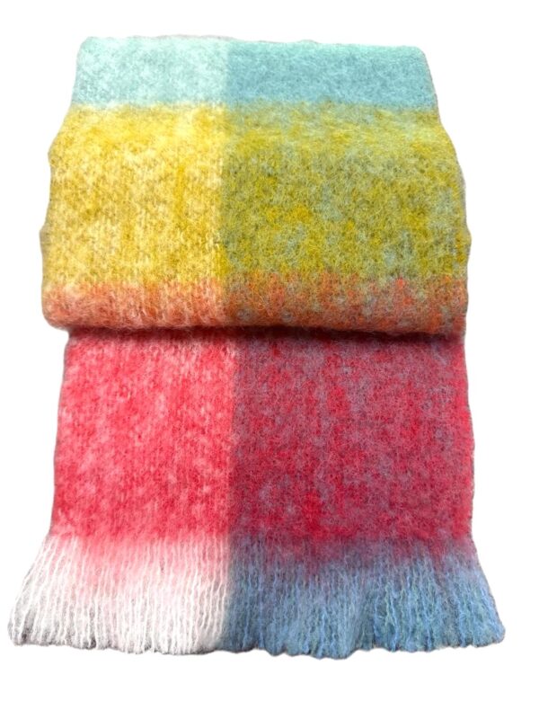 Mohair Scarves in Luxurious Colours - Image 32