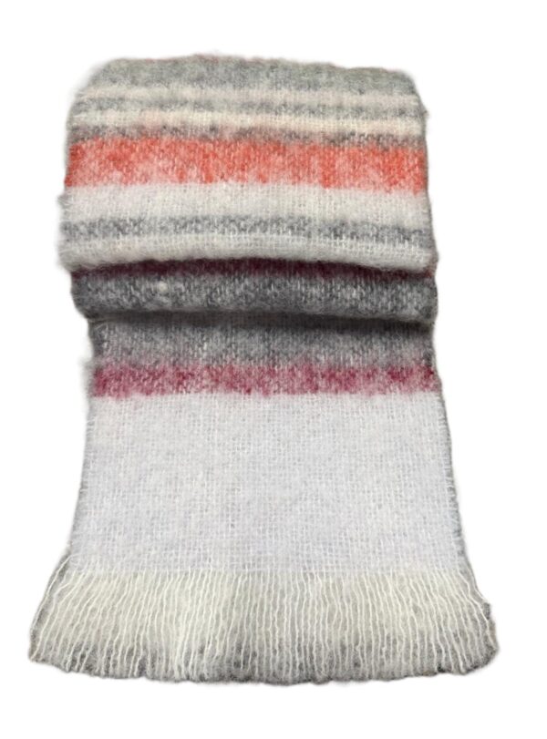 Mohair Scarves in Luxurious Colours - Image 30