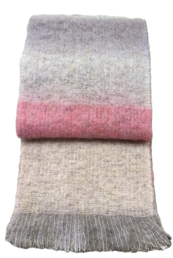 Mohair Scarves in Luxurious Colours - Image 41