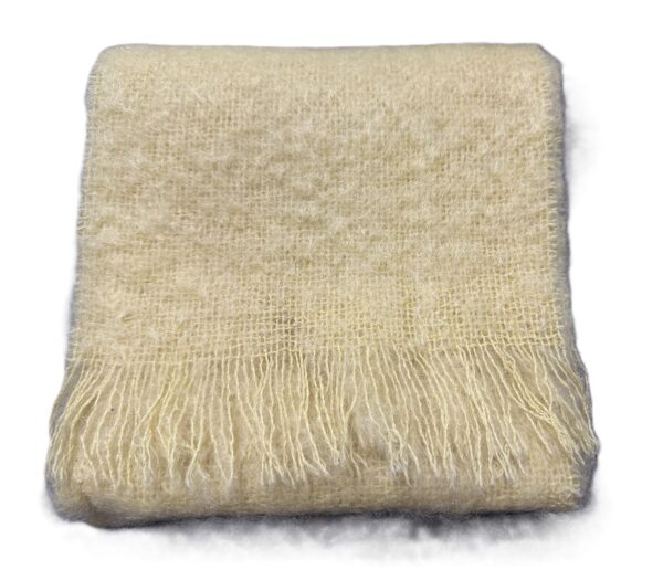 Mohair Scarves in Luxurious Colours - Image 47